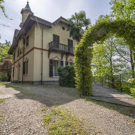 Vescovo Con Accesso Al