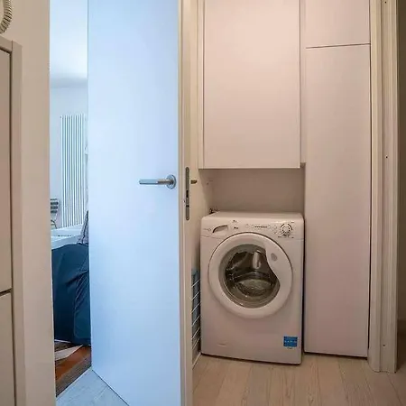 Vescovo Con Accesso Al *