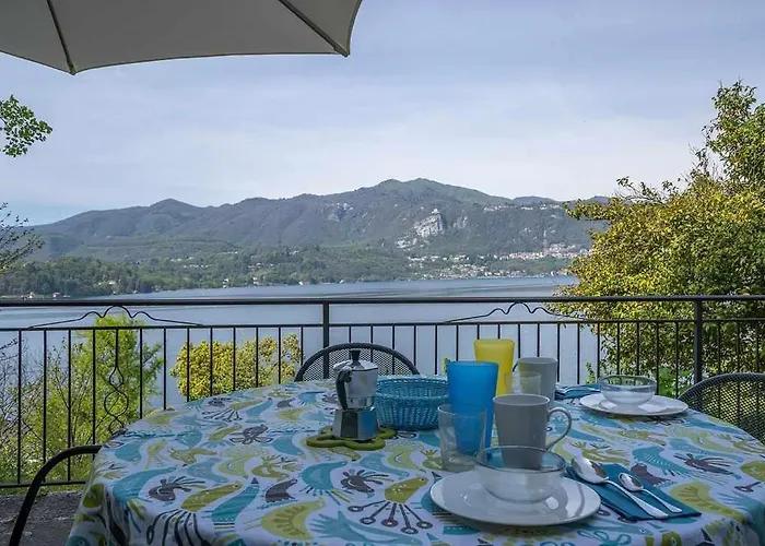 Vescovo Con Accesso Al Lägenhet Orta San Giulio